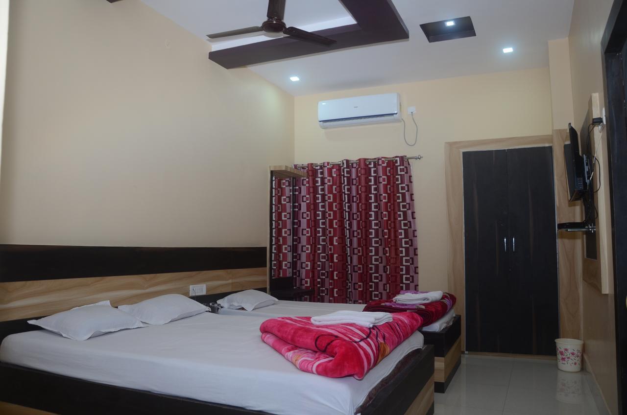 Hotel Sharda Inn 德奥加尔 外观 照片