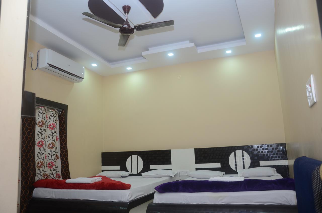 Hotel Sharda Inn 德奥加尔 外观 照片